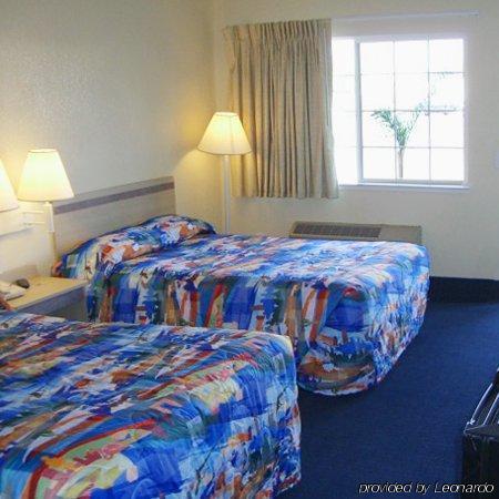 Travelodge By Wyndham Los Banos Ca Pokoj fotografie